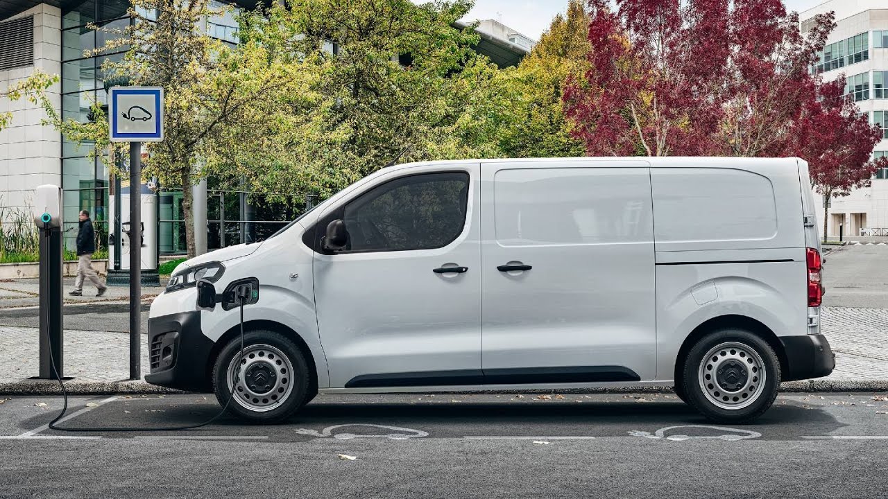 Beste elektrische bus. Citroën e-Jumpy alias Opel Vivaro-e en Peugeot e-Expert