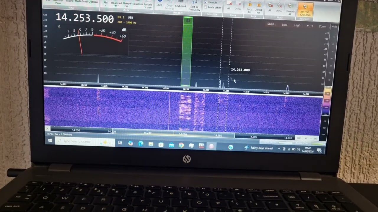 SDR PLAY RSPdx vs Kenwood R-5000 (SSB) 