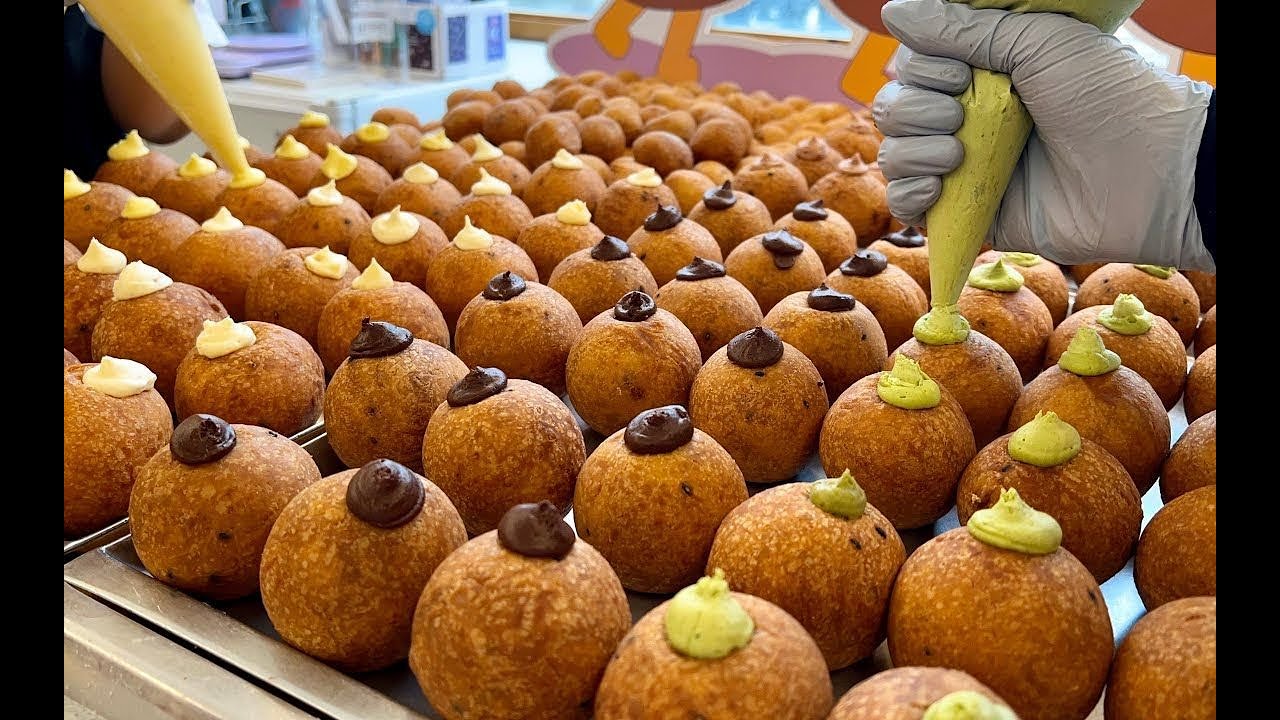 Process of Making Creamy Sticky Rice Donuts.It is said that 100,000 copies can be sold every day