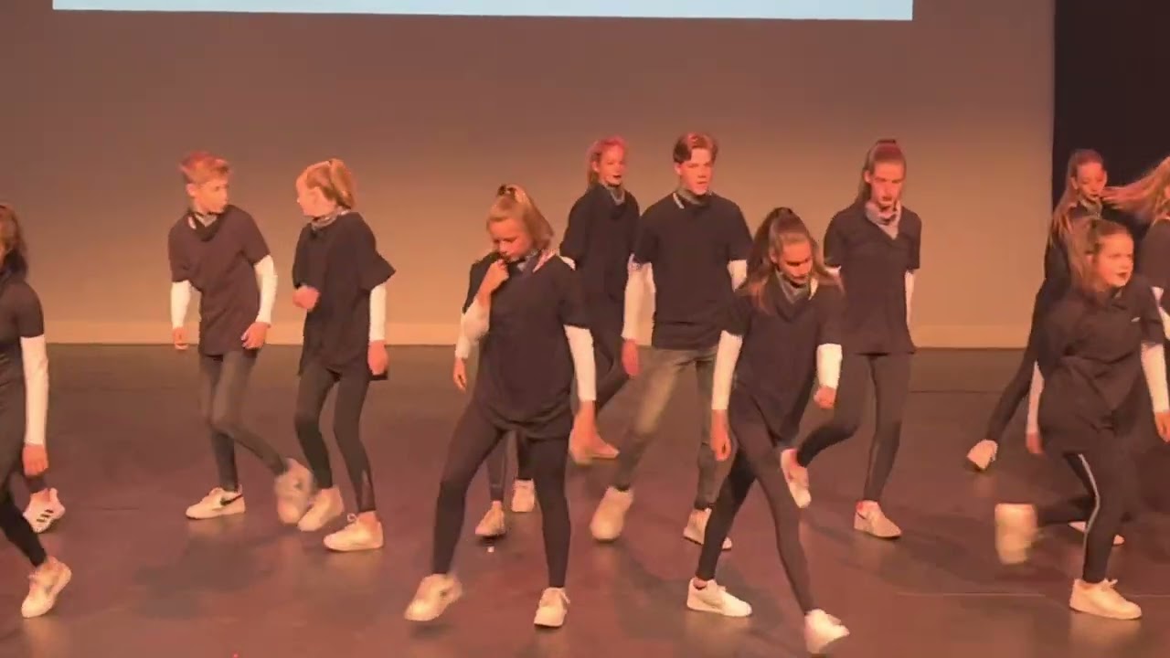 DanCe Skillz zomershow 2022 The Tricks 9 en 10 juli de elckerlyc Hilvarenbeek