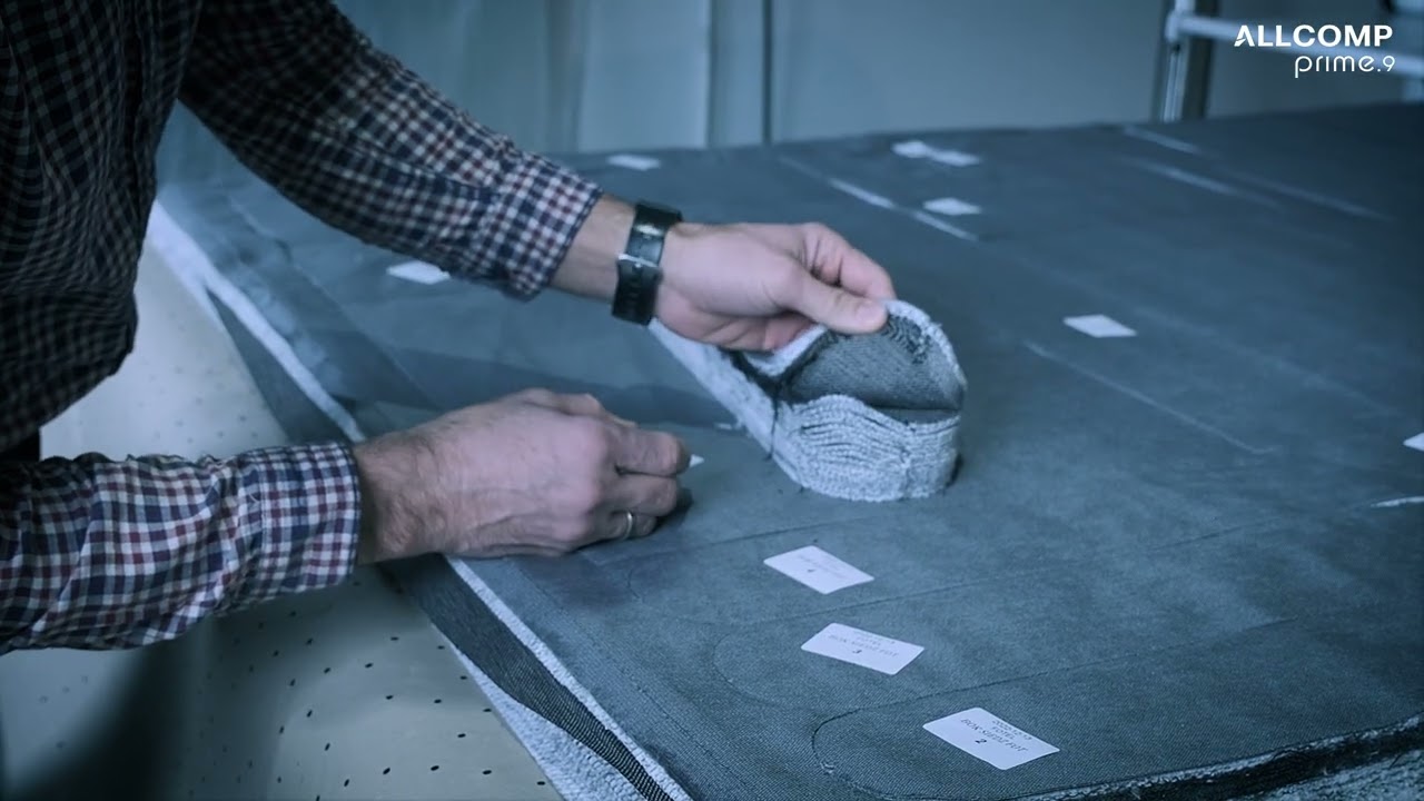 Prime.9 technology for cutting textiles