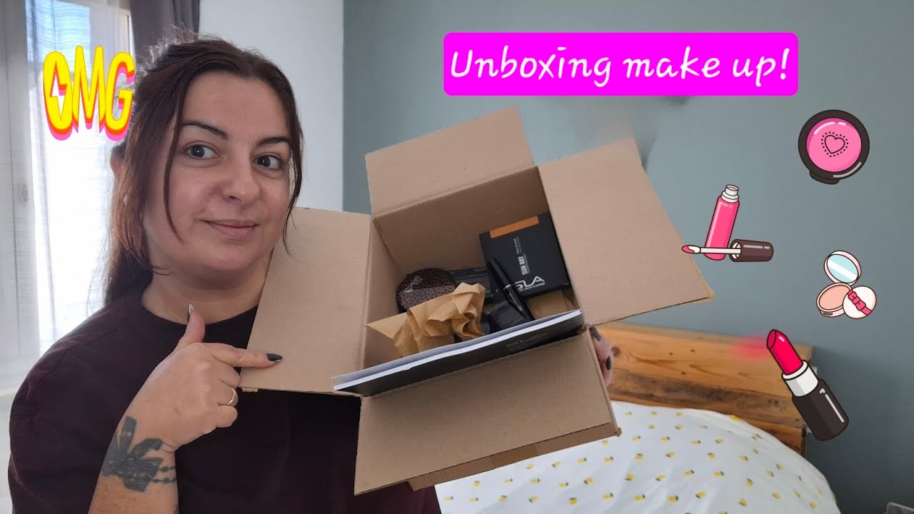 Unboxing make up! (SLA)