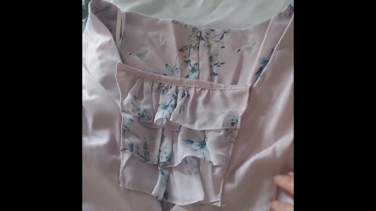 Tapar el escote de un vestido..
