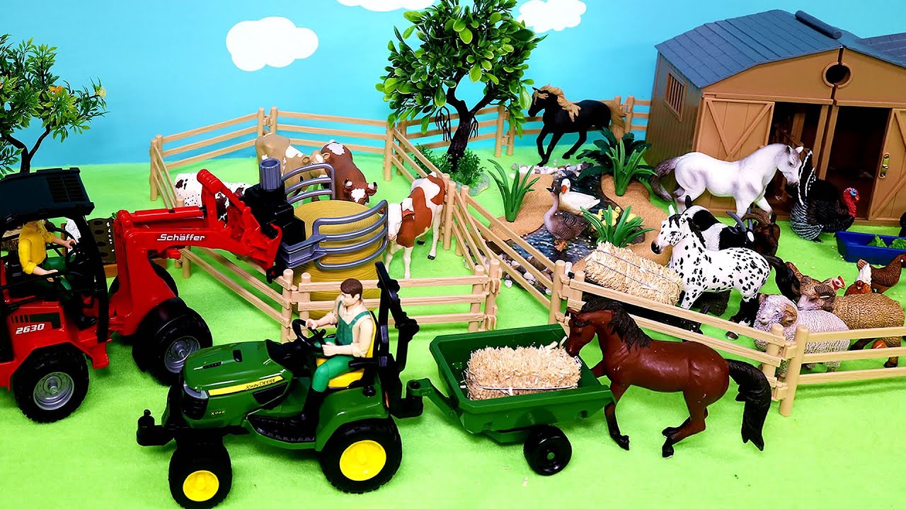 Fun Farm Diorama and Barnyard Animal Figurines