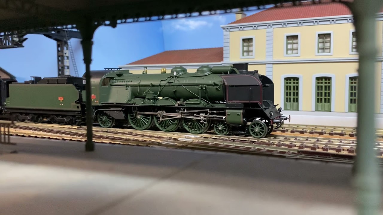 SNCF 231.G.272 and ocem wagons (modelbex, rivarossi and ls models) in 1:87