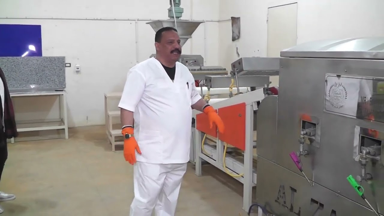 احدث ماكينه سمبوسك في الشرق الاوسط من انتاج مصانع جولاش الزهار