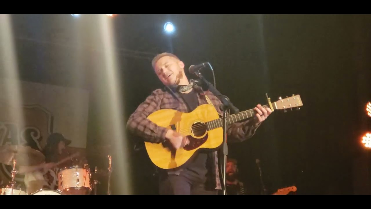 Corey Kent Wild As Her at Billy Bob's Texas 12-29-22