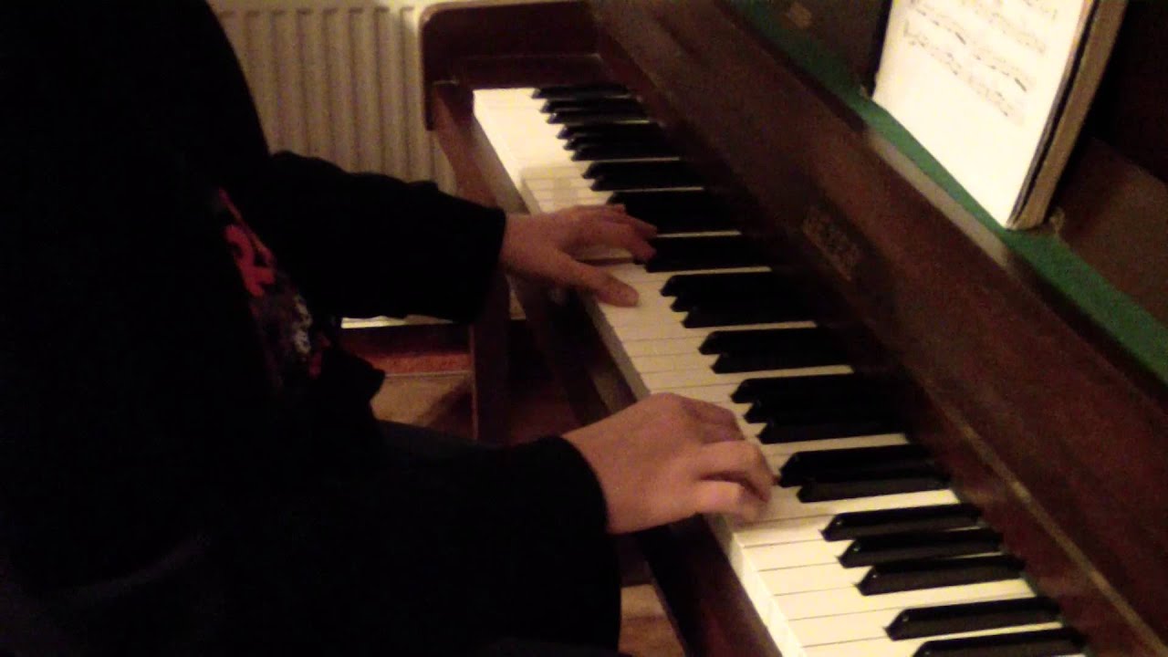Le portrait Calogero au piano