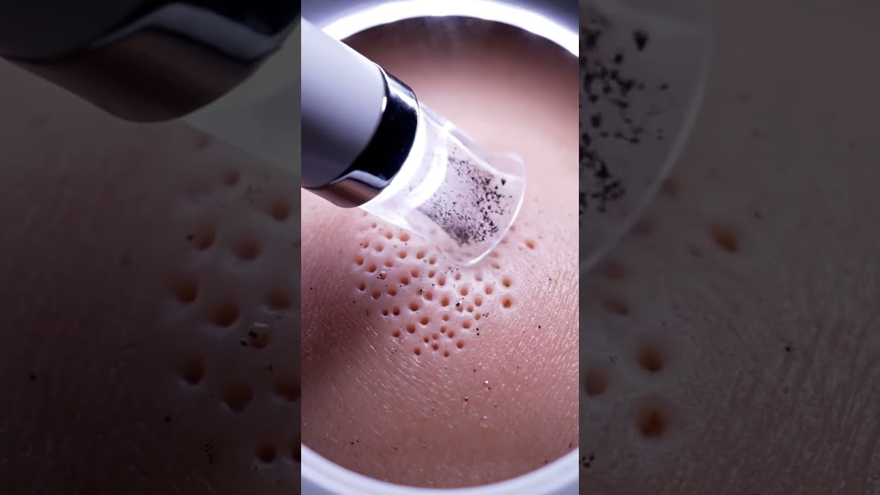 &ldquo;Mini Vacuum Cleaning Ritual 💨 | Smooth Motion Oddly Satisfying Soundscape&rdquo;