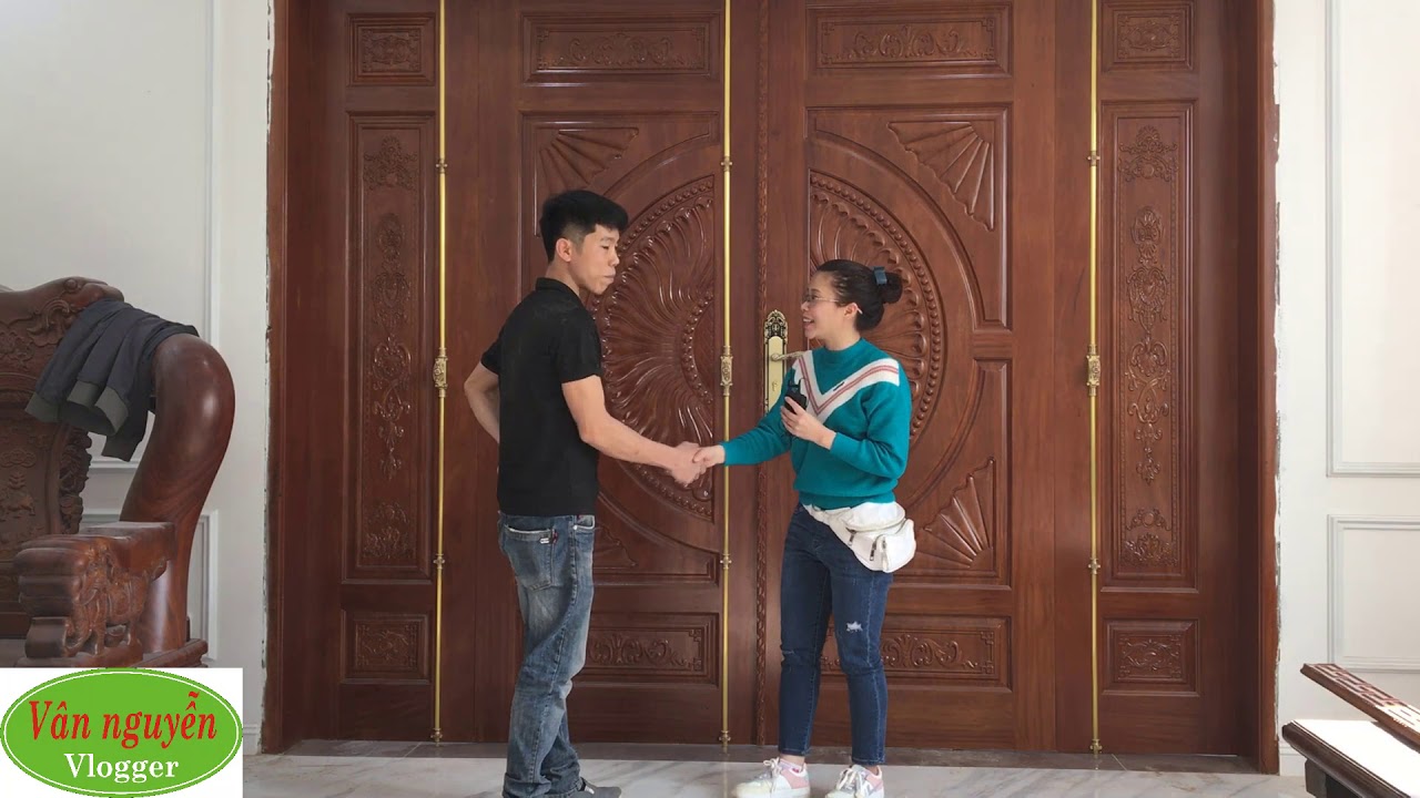 Thăm căn biệt thự xa hoa với những mẫu cửa đại, cửa phòng siêu đẹp- Vân nguyễn giao lưu cùng thợ mộc