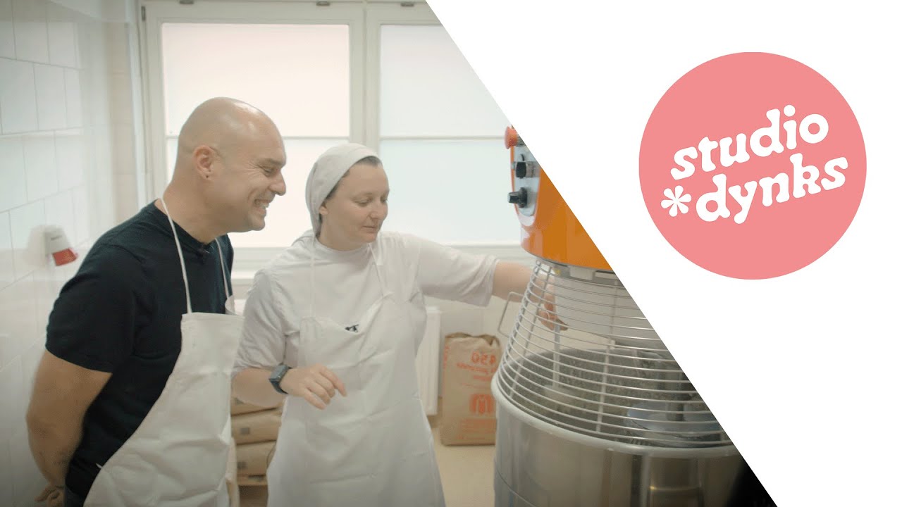 Siostry Pasterki i fabryka opłatków na Winiarach | Studio Dynks | odc. 65