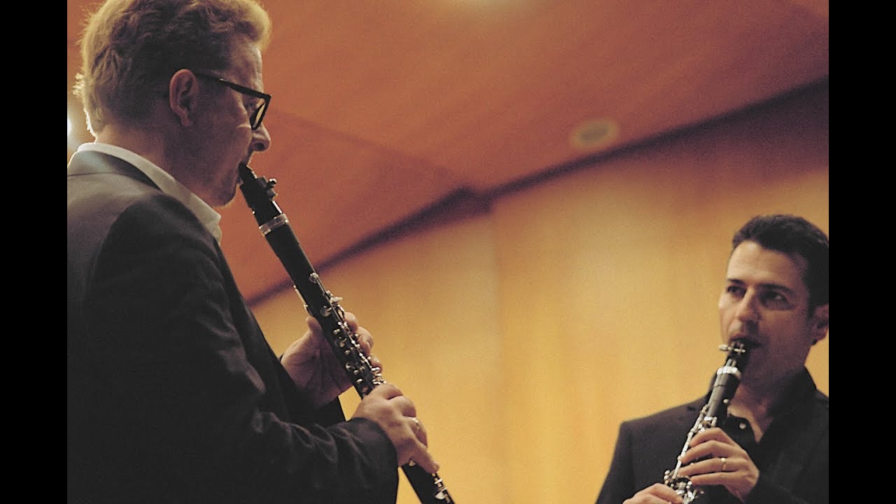 Wenzel Fuchs & JM Santandreu | Concert for two clarinets and orquestra Op .35 by Franz Krommer |