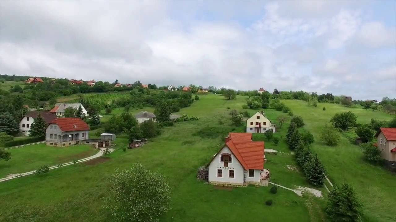 Cserszegtomaj, a humanitárius település
