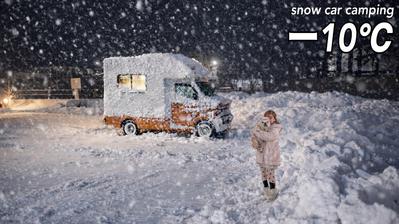 【危険】大雪が積もる誰もいない山奥で女ひとりと愛犬と何かに怯える夜【雪中車中泊】