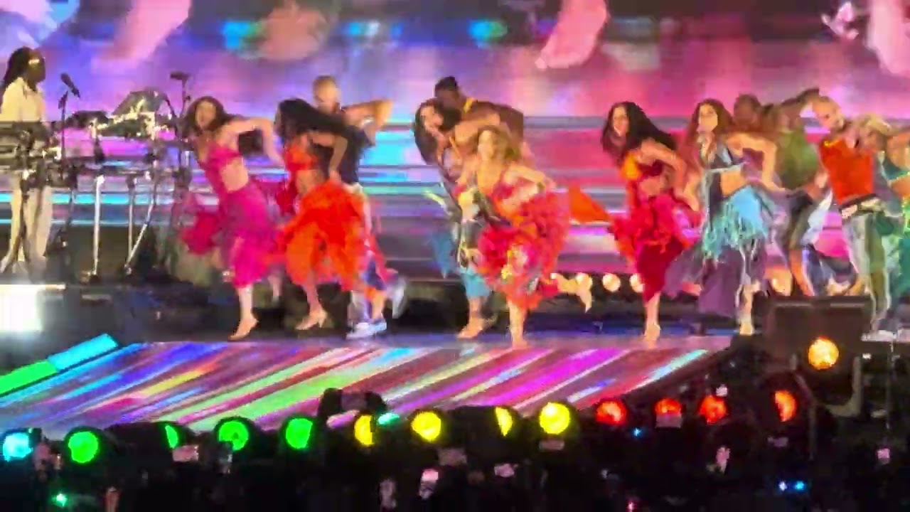 Waka Waka [Shakira @ MetLife Stadium - East Rutherford, NJ 2025]
