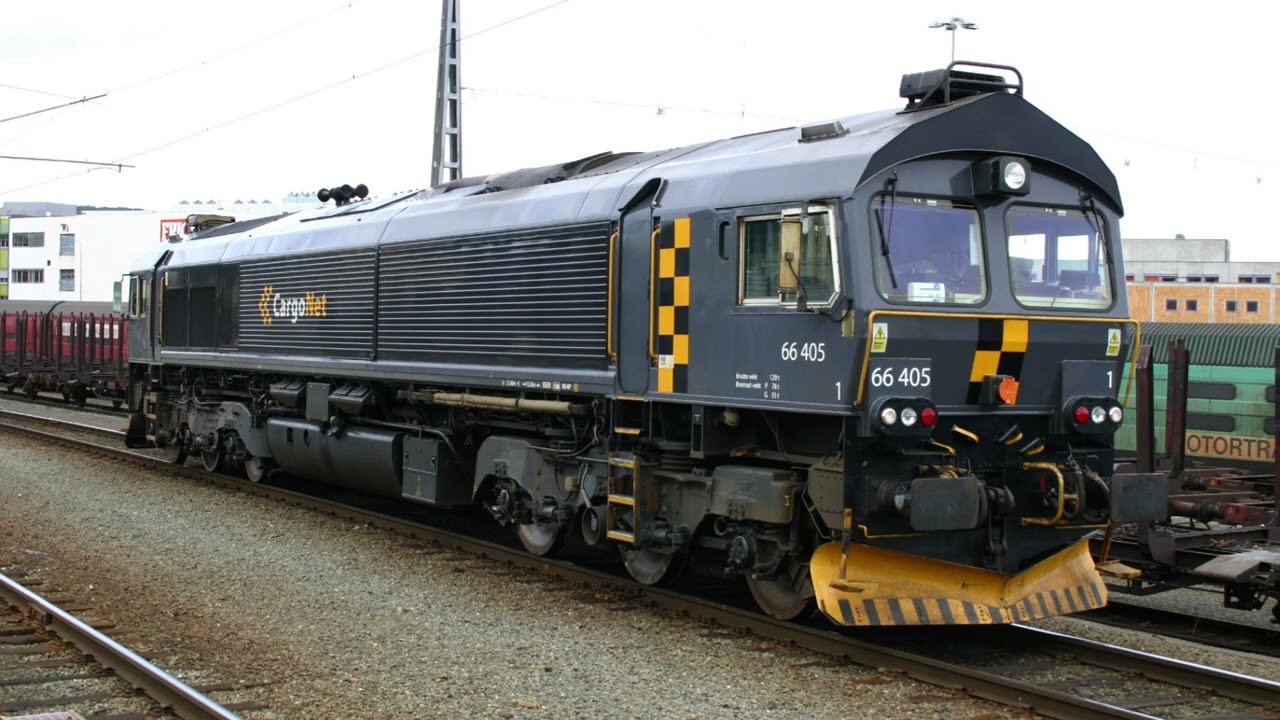 Class 66 Diesel Locomotive Idling for Two Hours / ASMR for Focusing, Studying and Noise Blocking