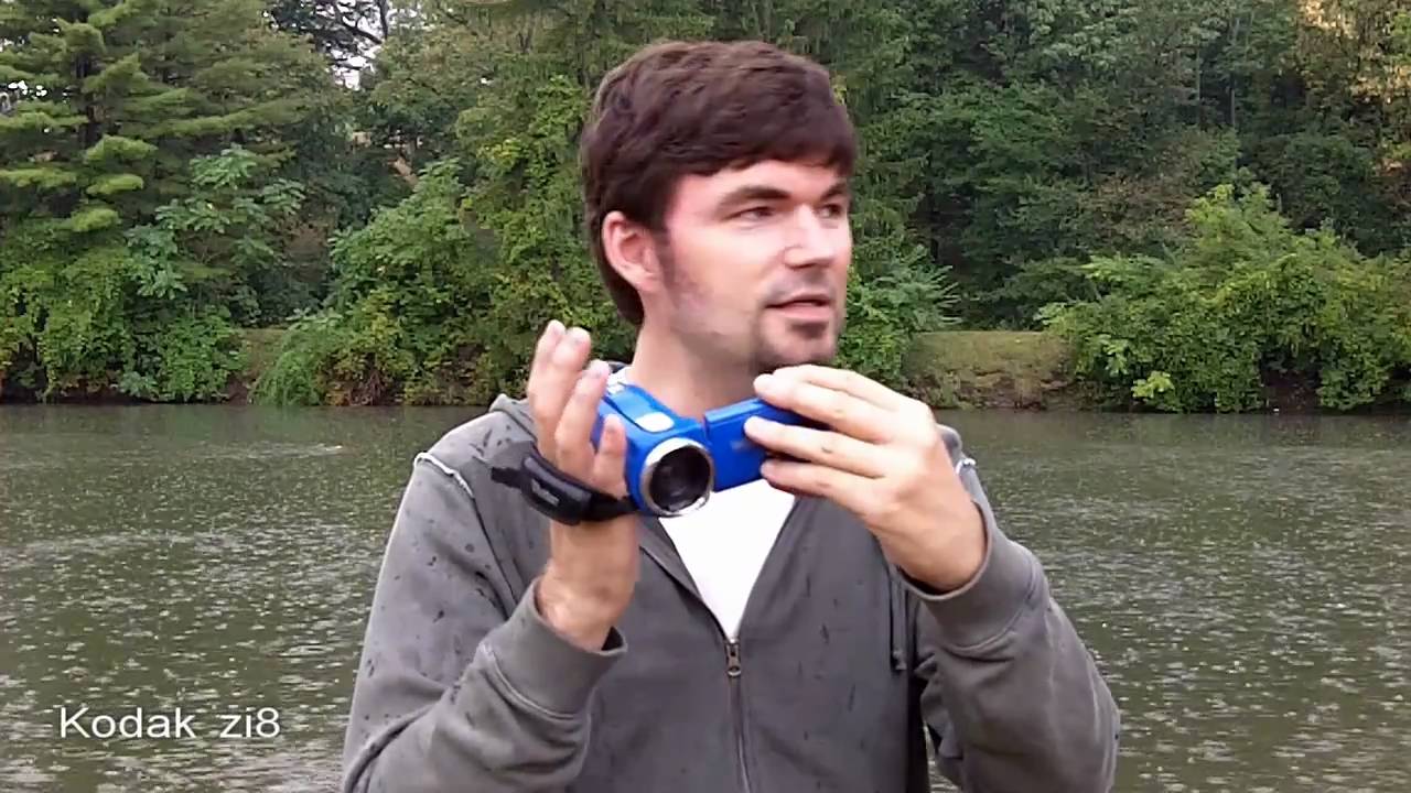 Vivitar 8.1MP DVR910HD (Blue 910B) Camera - Tech Review -(2009)