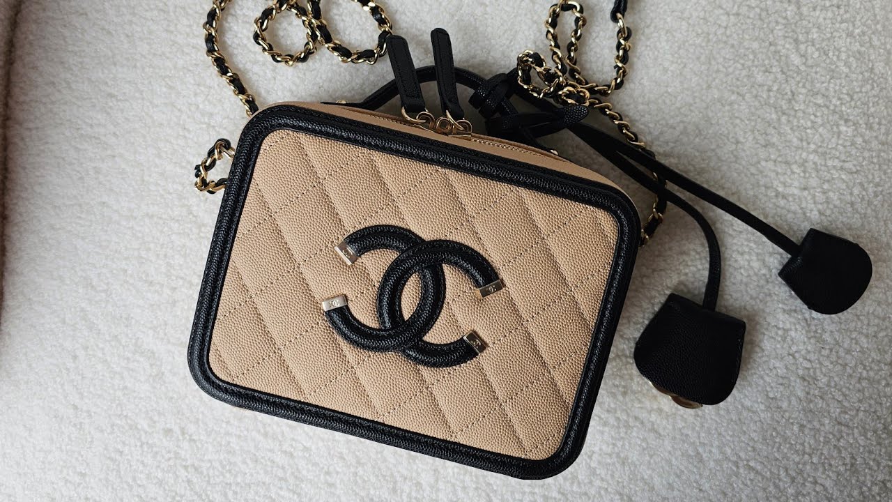 CHANEL Vanity Case | The Lunch Box bag 💫