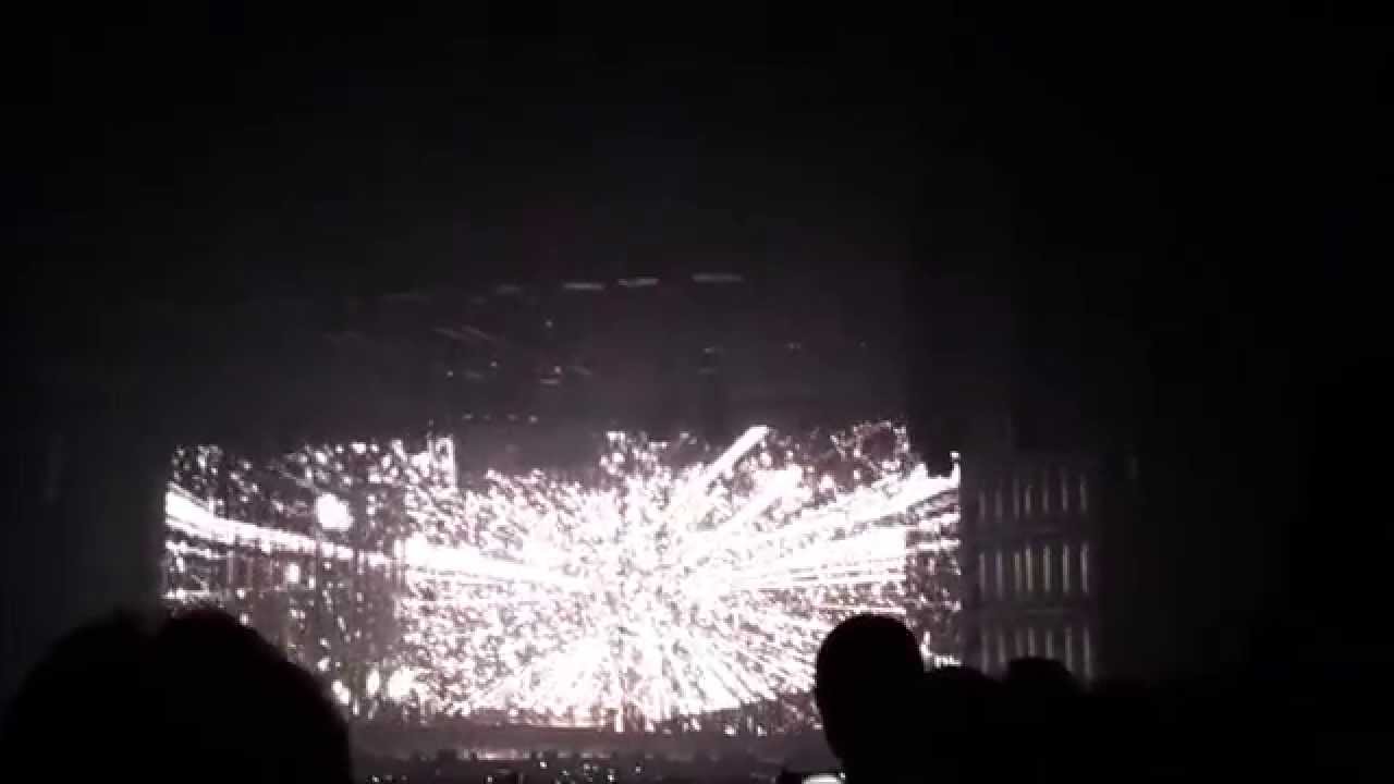 Mylene Farmer - Timeless 2013 [Paris Bercy le 7 septembre]