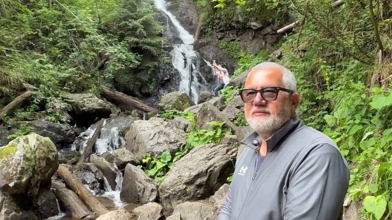 Călătorie de vis prin muntii Apuseni! Pesteri, cascade, stane , oameni frumoși! Prea putini turiști!