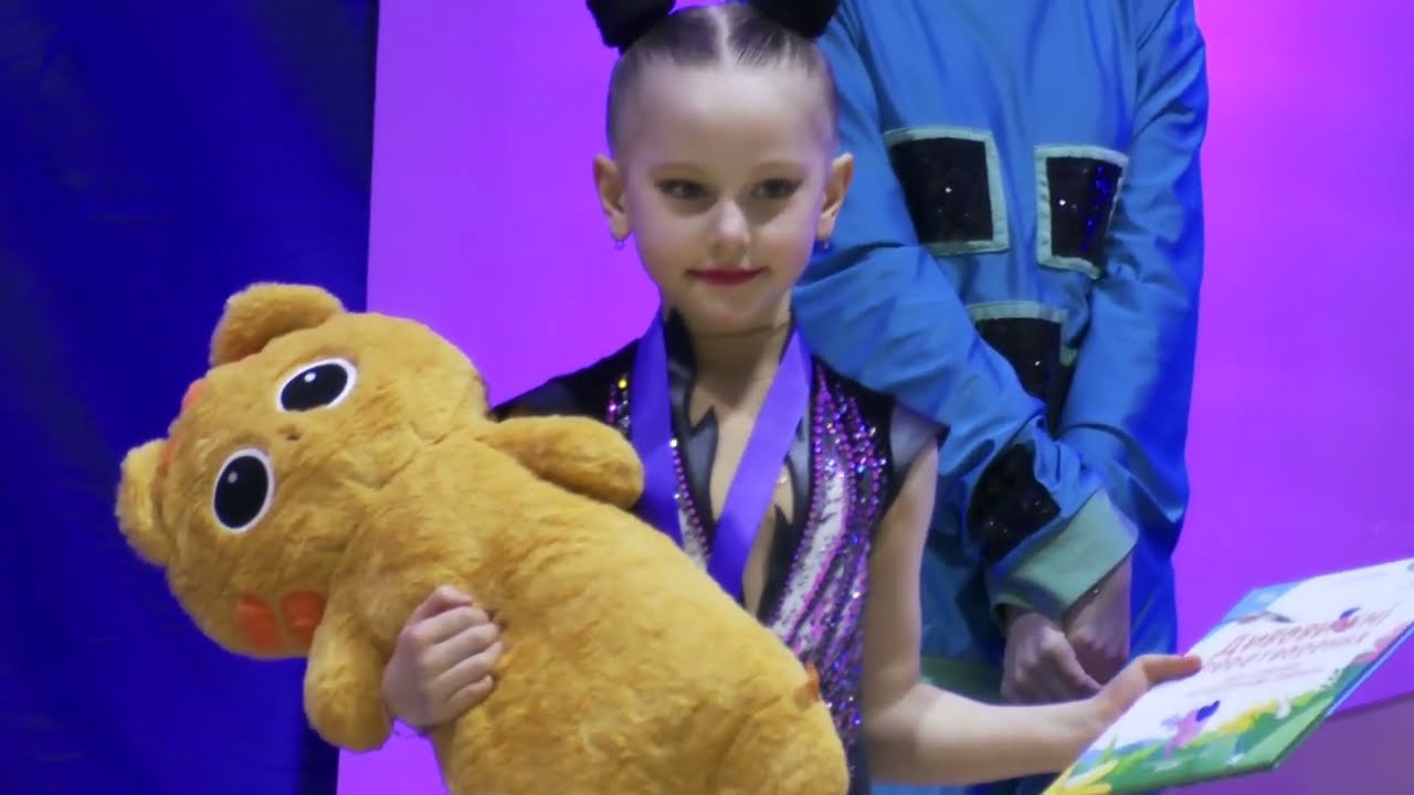 парад нагородження гімнасток 2019 р н  турніру Gelios Cup 2026 м Київ