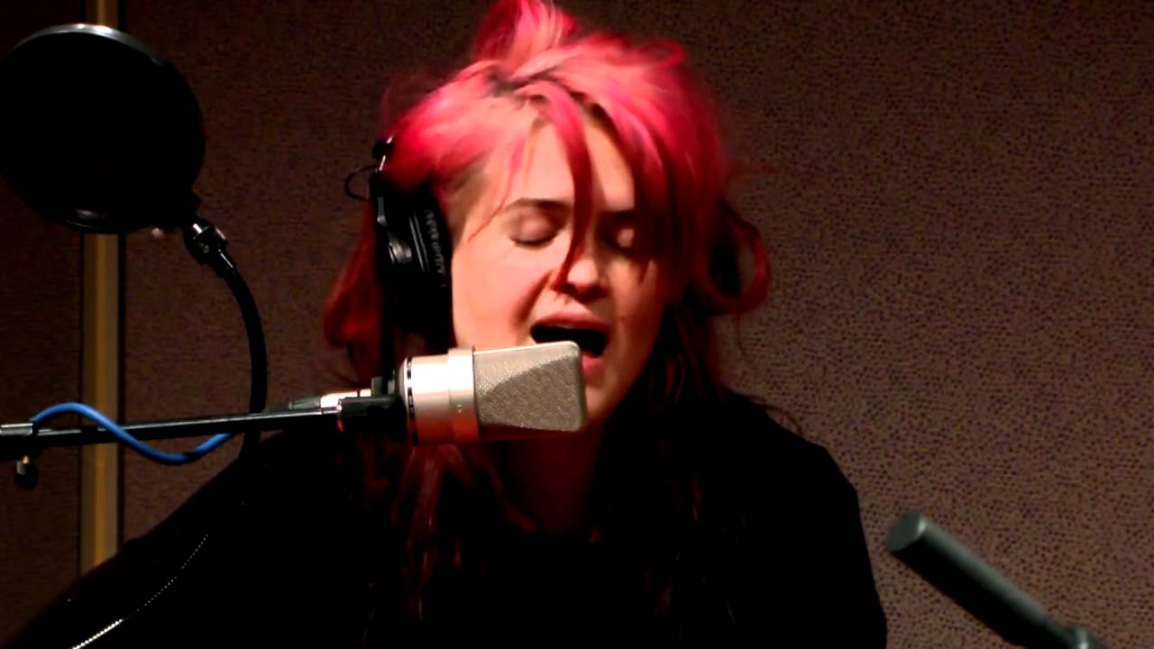 The kills - heart is a beating drum (Acoustic)