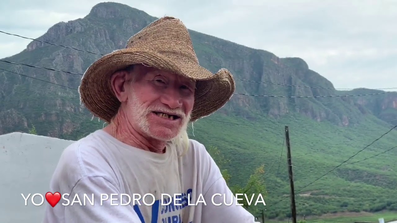 El pinto comiendo frijoles graneados en San Pedro de la Cueva