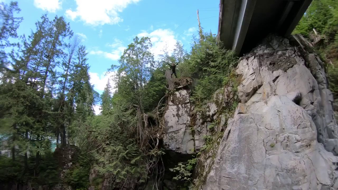 MAMQUAM FALLS 100 FOOT CLIFF JUMP