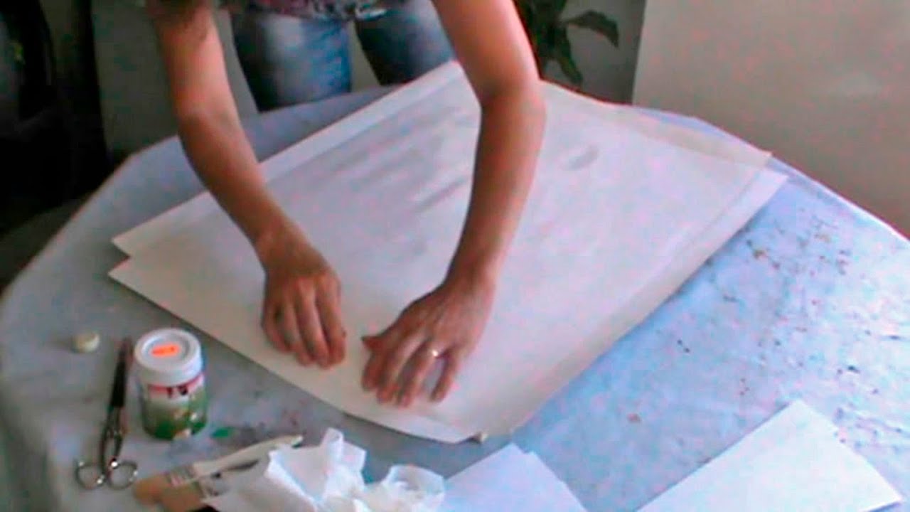 CÓMO TENSAR UN PAPEL EN UN BASTIDOR O EN UNA TABLA