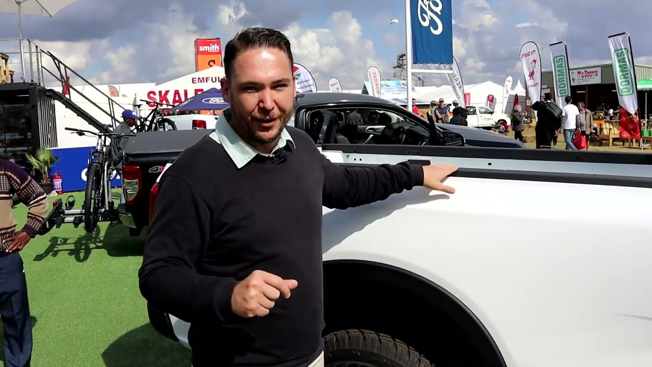 Besoek Ford saam met Landbouweekblad