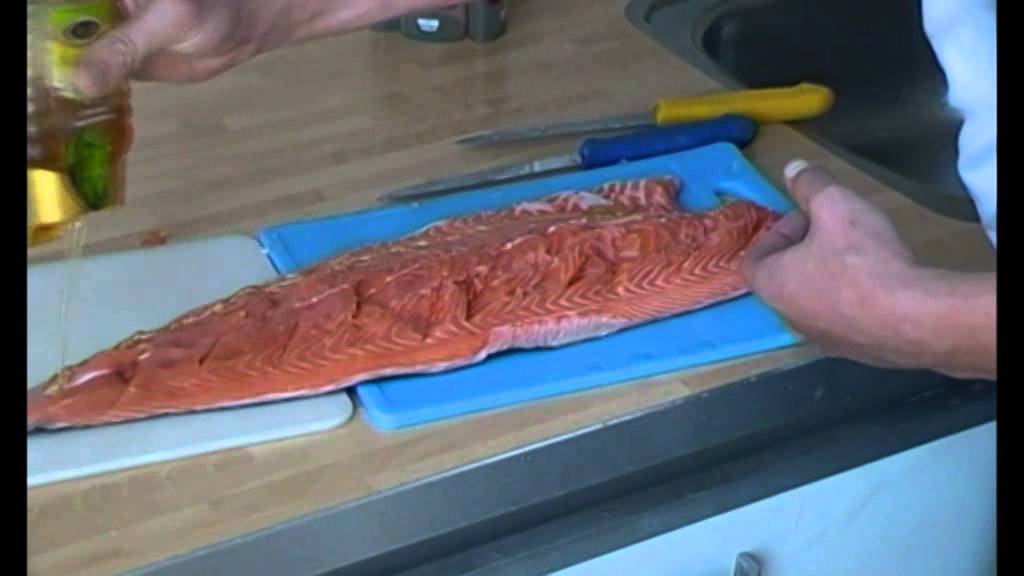 Roken van A tot Z: zoete warm gerookte zalm