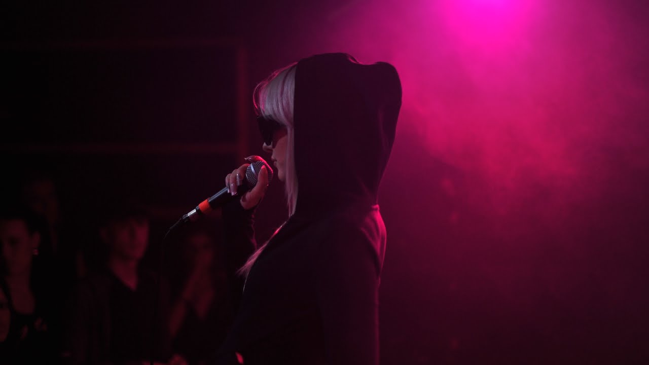 MOTION - HANNA IM WUNDERLAND