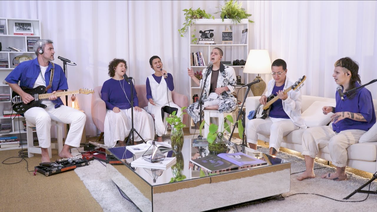 Raíssa Spada - Sem Nome | Sala de Estar (@raissaspada)