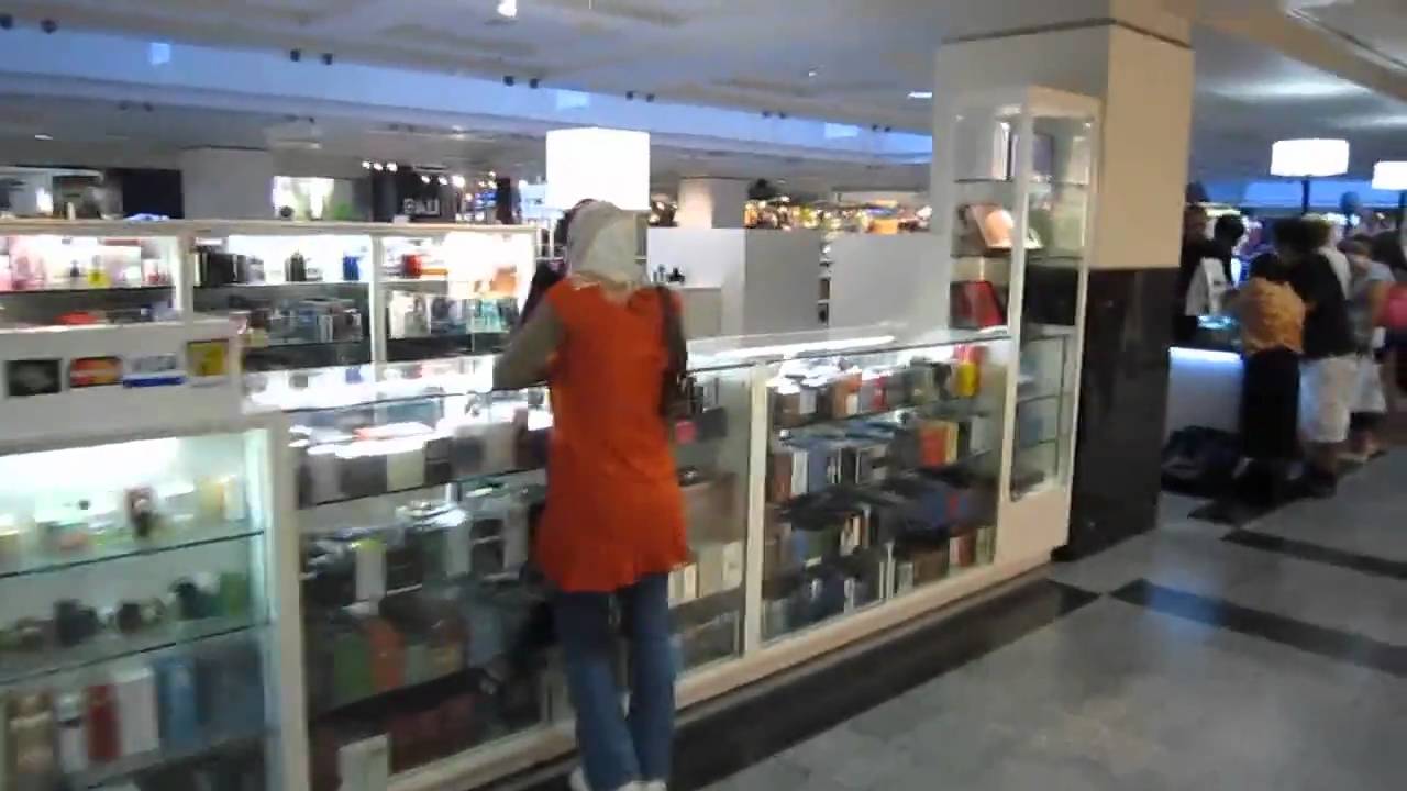 ALGERIE - bab ezzouar centre commercial 2010 HD