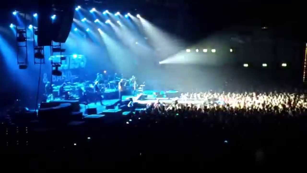 Clueso Live @ Erfurt Messehalle 31 12 12 Part1