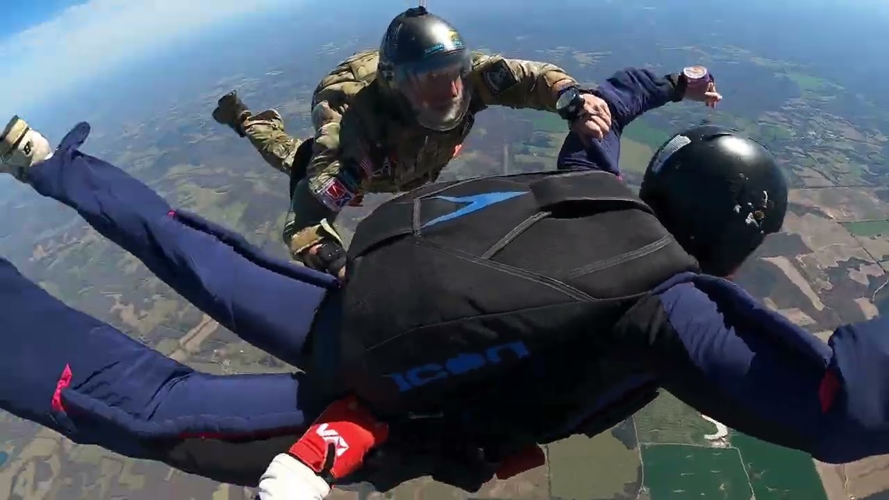 AFF Skydive Level 1/ CAT A Pass - Garrett Pond