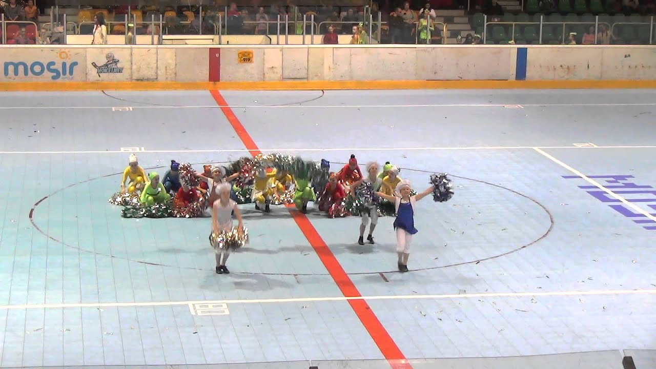 Uśmiech Tworków MP Opole 2013 scena pom-pom kadetki