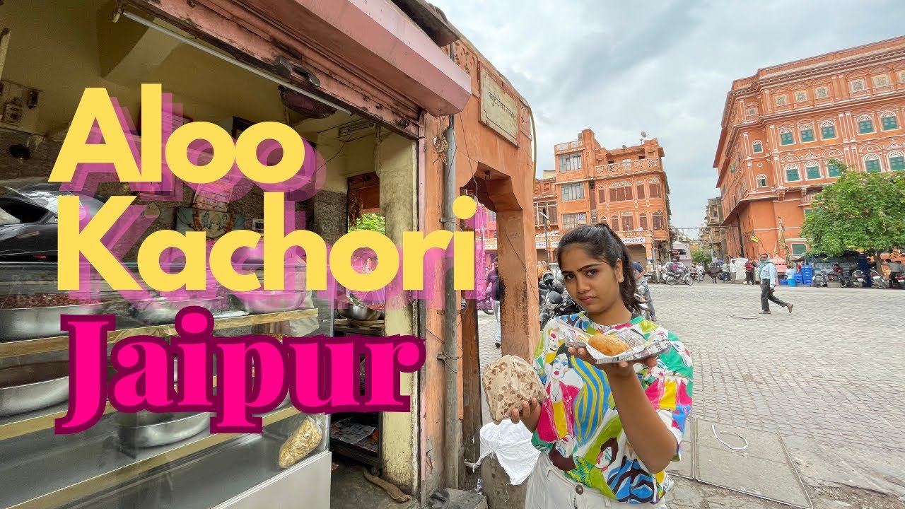 Aloo Ki Kachori Jaipur | Khuteta Namkeen Bhandar | Pink City Jaipur.
