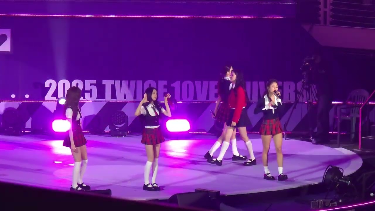 TWICE 10th FAN MEETING(Knock Knock)