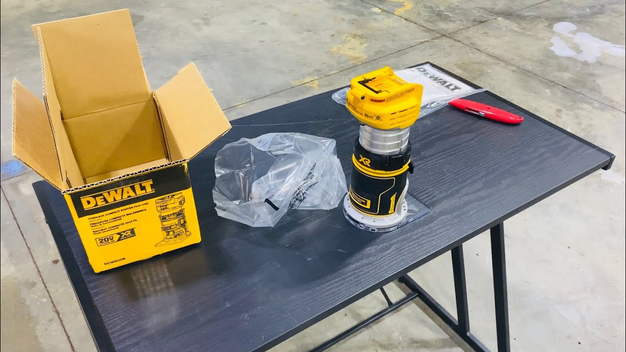 Dewalt Compact Router (DCW600B)