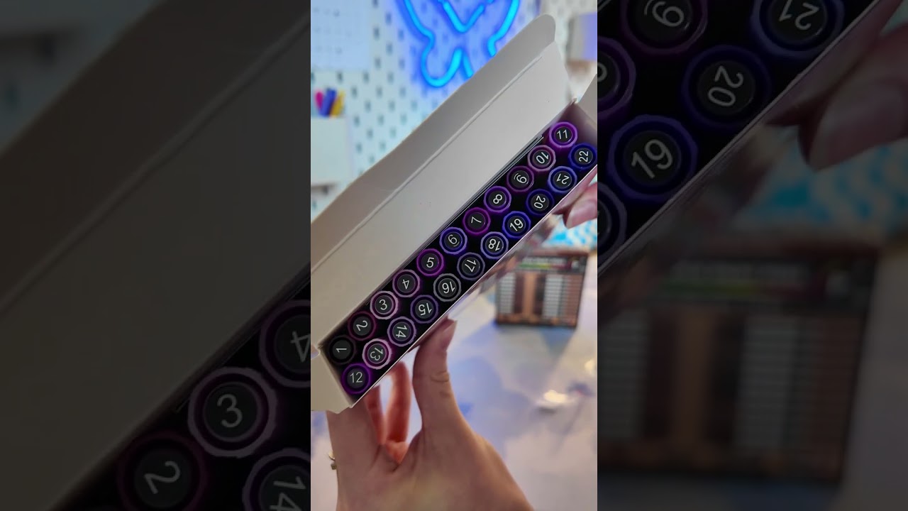 Unboxing Tooli 🖍️🤎💜 #artth&eacute;rapie #disney #coloriagedisney #coloriagepouradulte #shorts #coloring