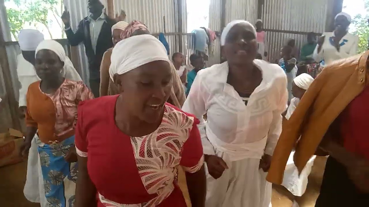 Nyota ya akina mama ya kumsifu Bwana Mungu live