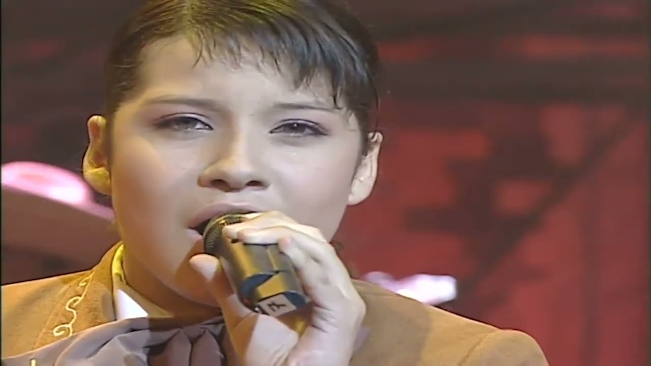 El Rojo de Chile 2004 | Maria Jose Quintanilla - De Qué Manera Te Olvido