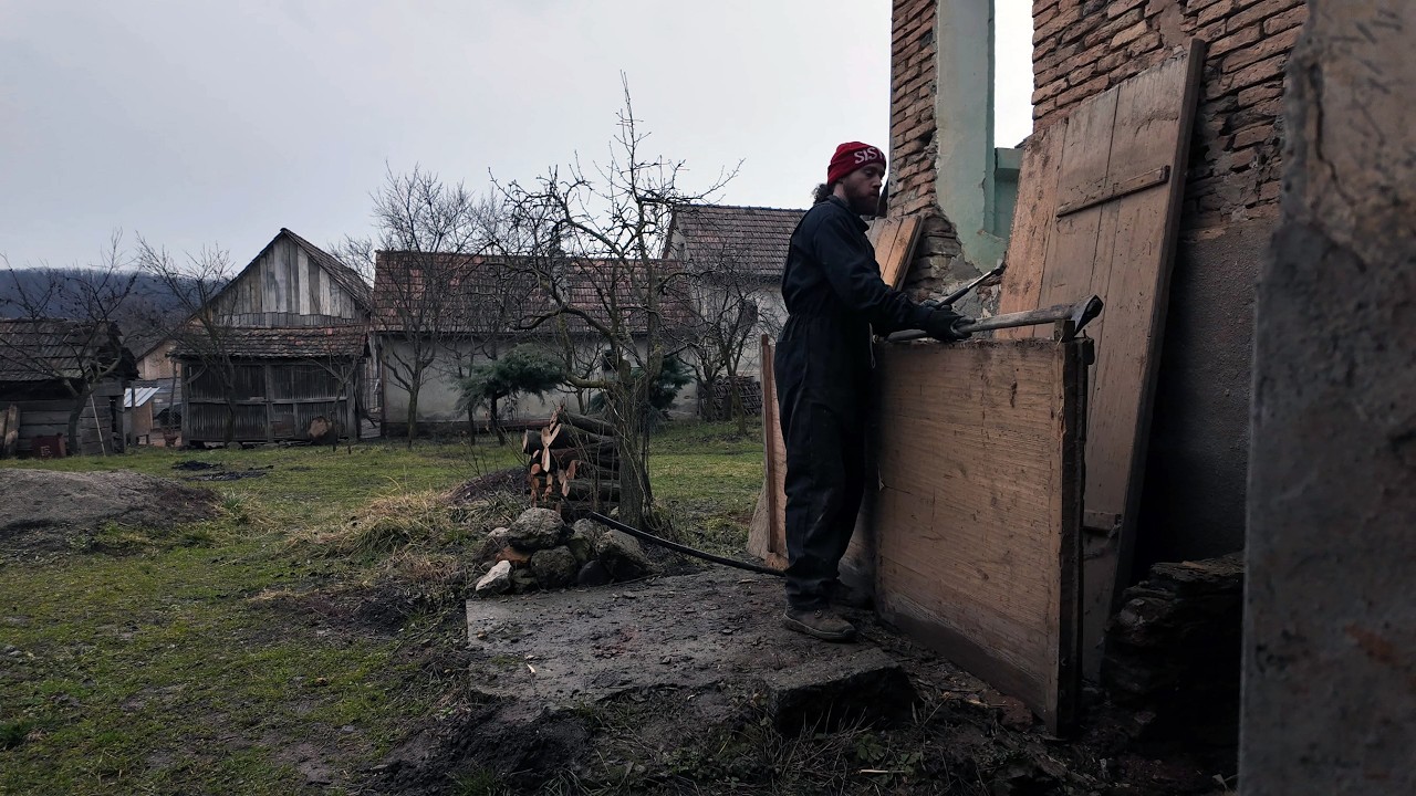 A venit si momentul izolatiei in podul Casutei Sasesti