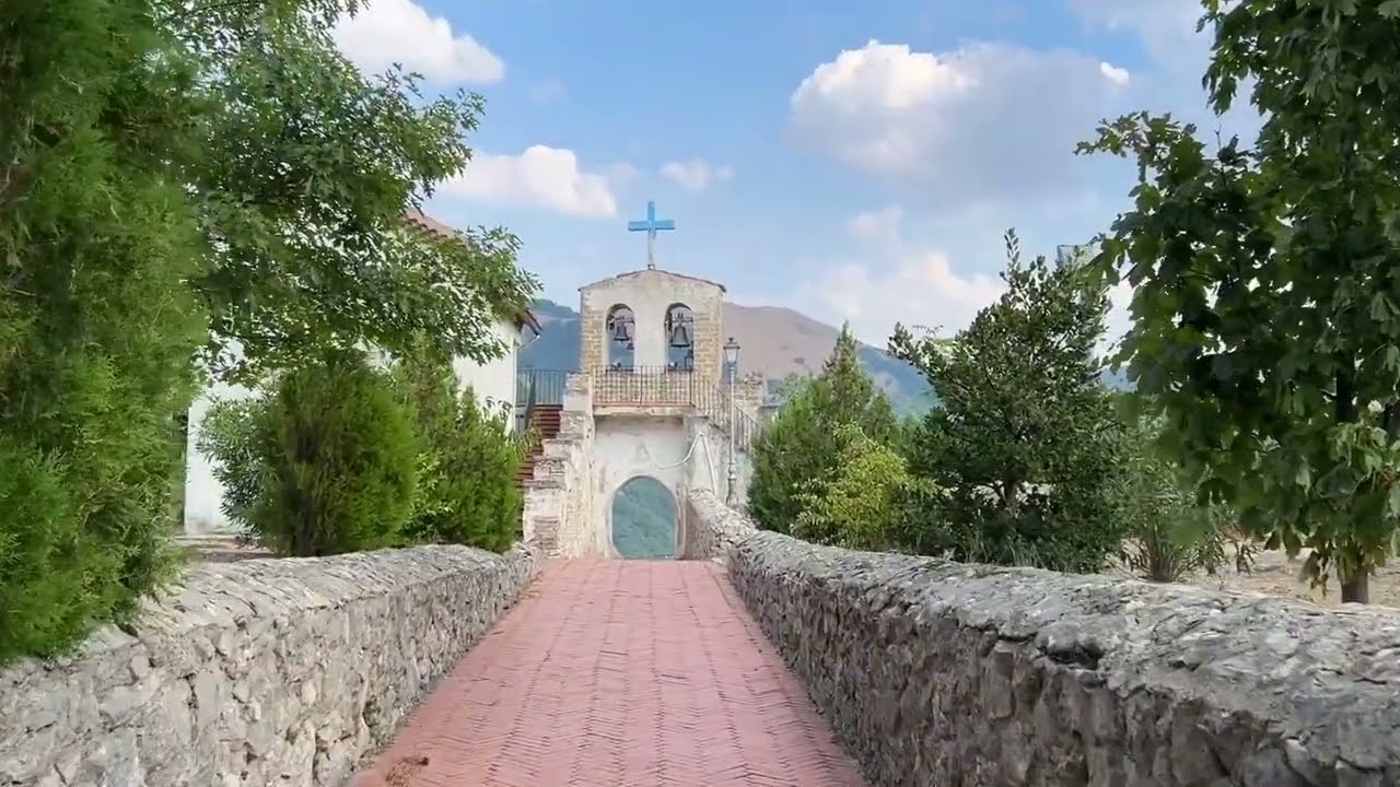 Castello Normanno di Collianello, fraz. di Colliano (SA) - Campania - @tuttitaly - www.tuttitaly.com