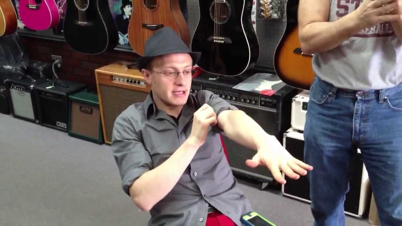 Guitar stretching techniques to prevent Carpel Tunnel