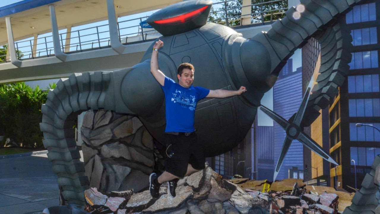Learning How to Fly at the Magic Kingdom Incredibles Summer Expo in Tomorrowland