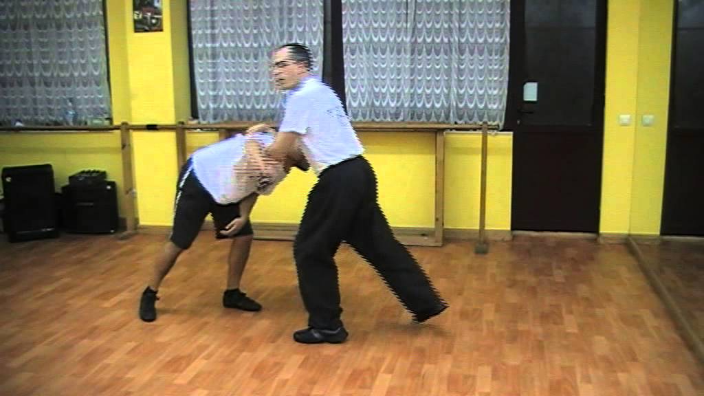 Krav Maga Defensa ante dos puños directos