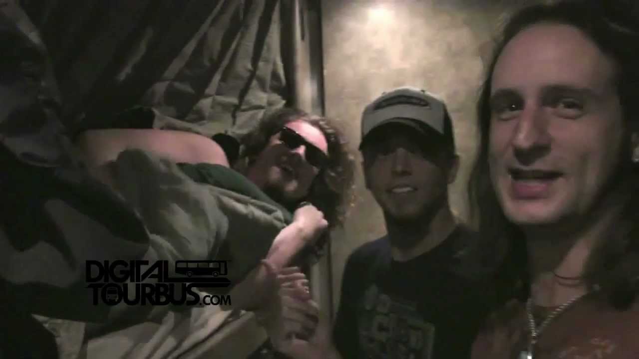 Black Stone Cherry - BUS INVADERS Ep. 300
