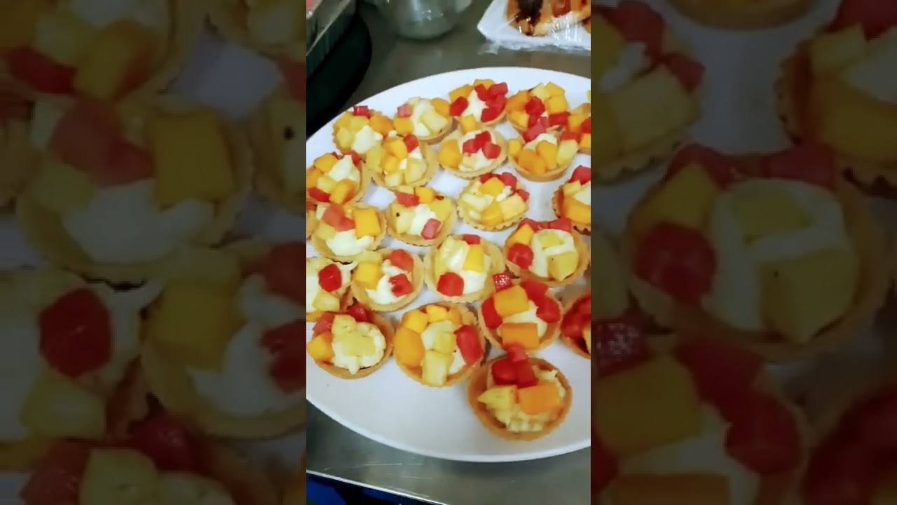 Simple custard fruit tart recipe by being with Ashok chef #shorts #fruittart #fruitshortcake